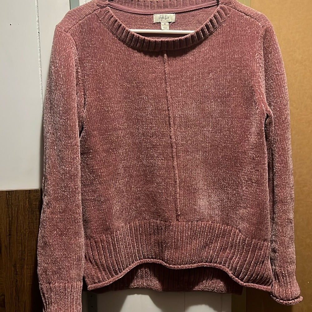 Pink Style&Co sweater, never worn